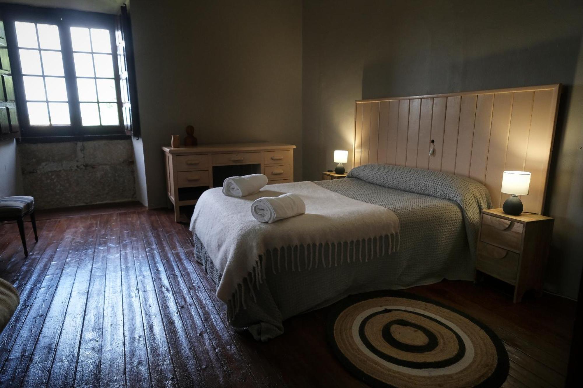 Casa Rural Palacio Conde De Aldana Con Piscina Entre Encinares Y Dehesas Terradillos Exterior foto